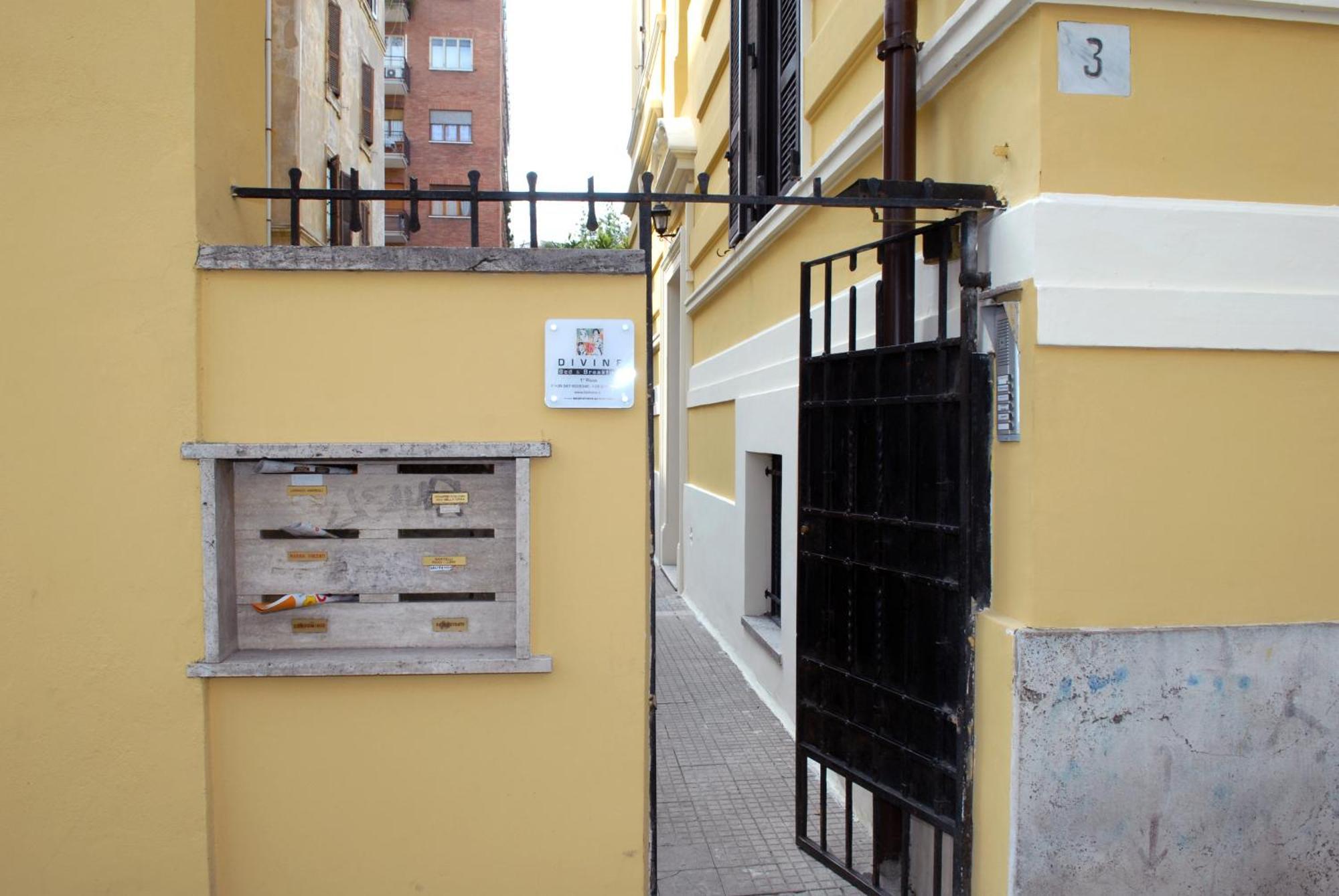 Divine Bed & Breakfast, Rome